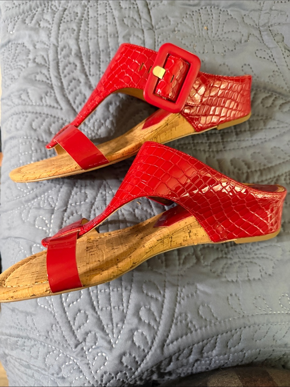 Donald J. Pliner Red Patent Croc-Embossed Cork Wedge Sandals - Sz 9. - Picture 5 of 6